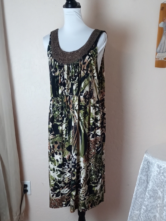 Nic & Dom Dresses & Skirts - Nic & Dom Sleeveless Green and Black Printed Midi Dress with Beaded Neckline